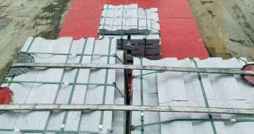 东营 芝麻白仿形加直形路沿石出货日常