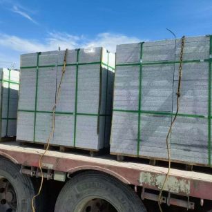 东营 芝麻白花岗岩地铺石装车日常