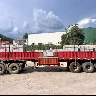 东营 芝麻灰花岗岩地铺石出货日常