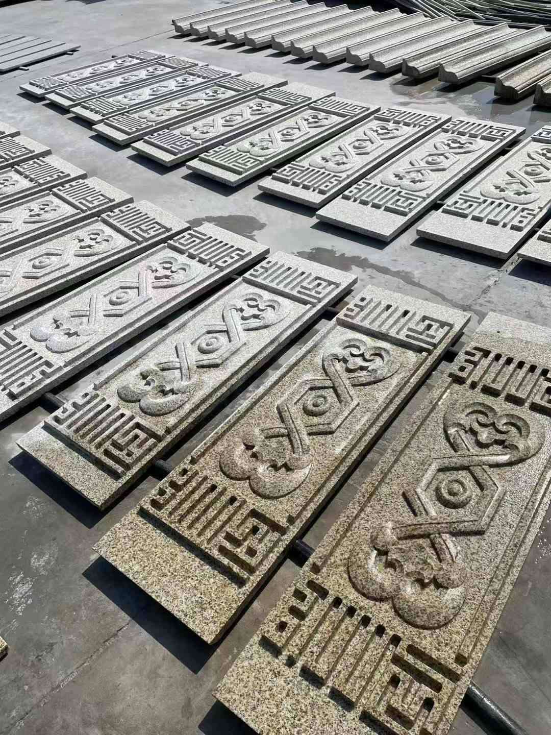 东营 黄金麻花岗岩外墙雕刻板