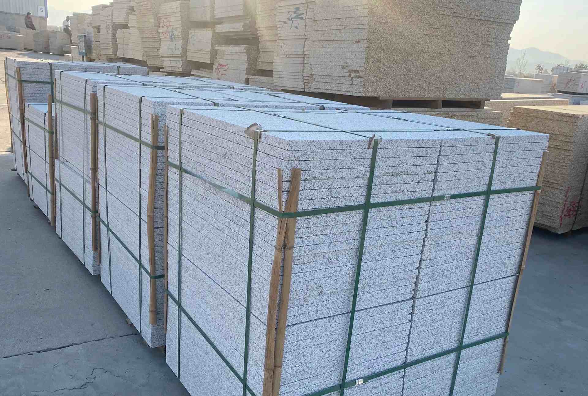 东营 白麻花岗岩荔枝面地铺石