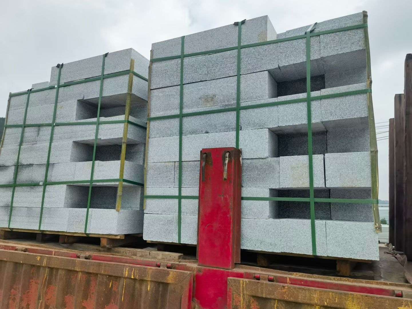 东营 芝麻白花岗岩路沿石，平石，路侧石，马路牙子，路缘石，立缘石，平缘石等