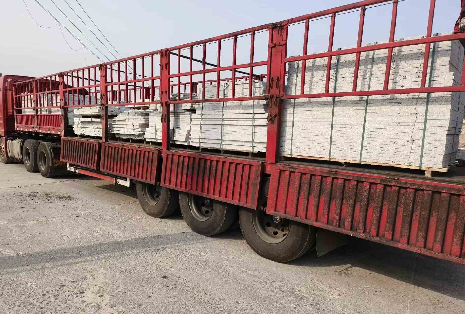 东营 白麻荔枝面外墙干挂，工厂装车日常