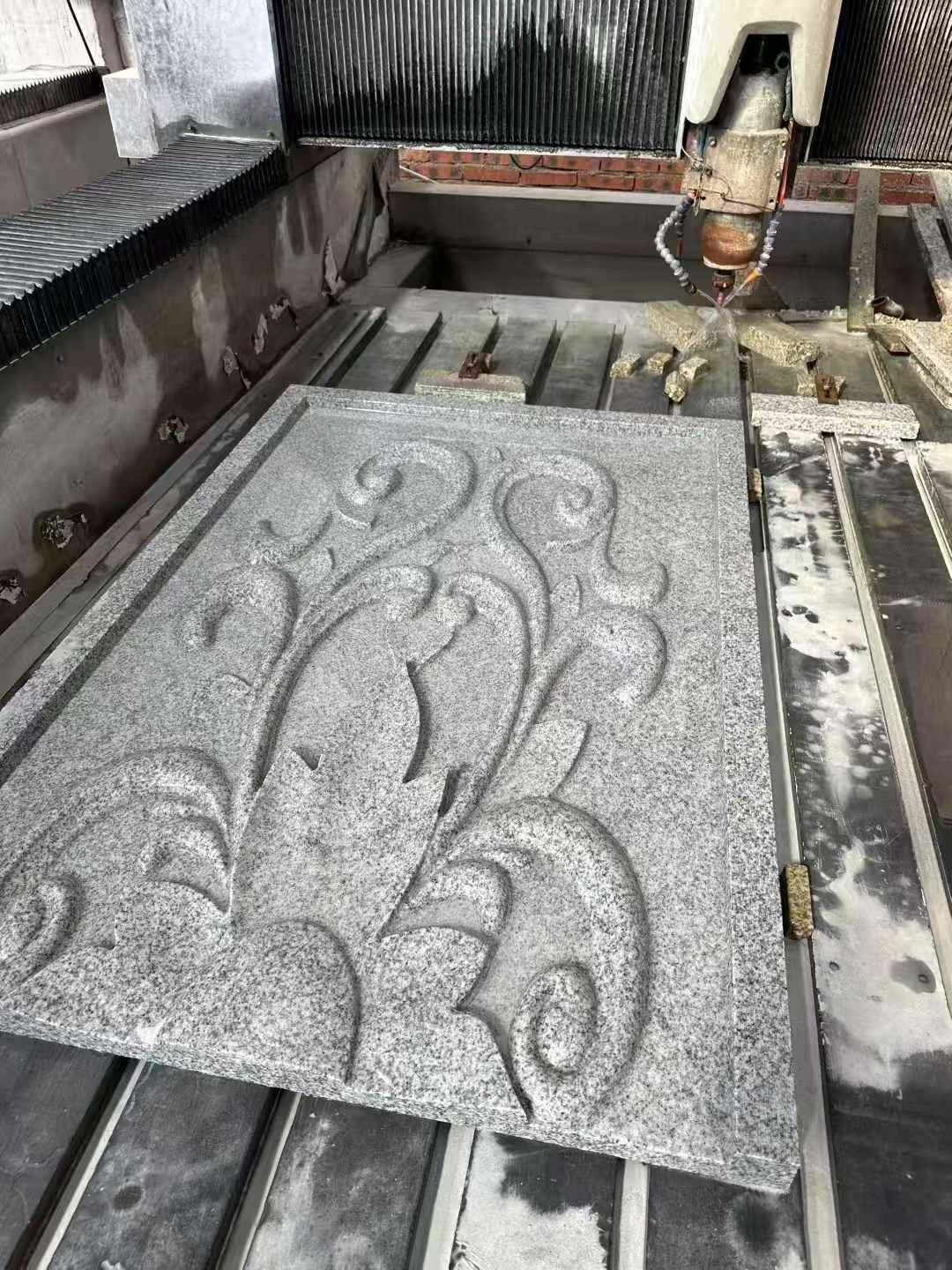 东营 白麻别墅干挂雕花板