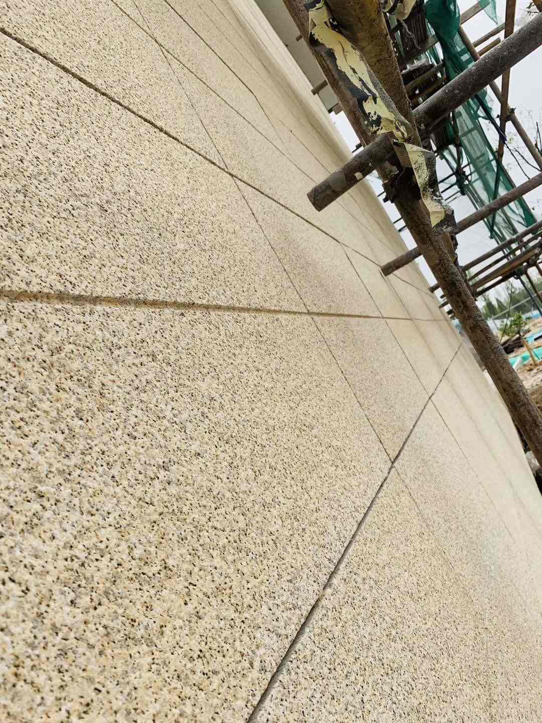 东营 黄金麻花岗岩荔枝面外墙干挂石材效果示例