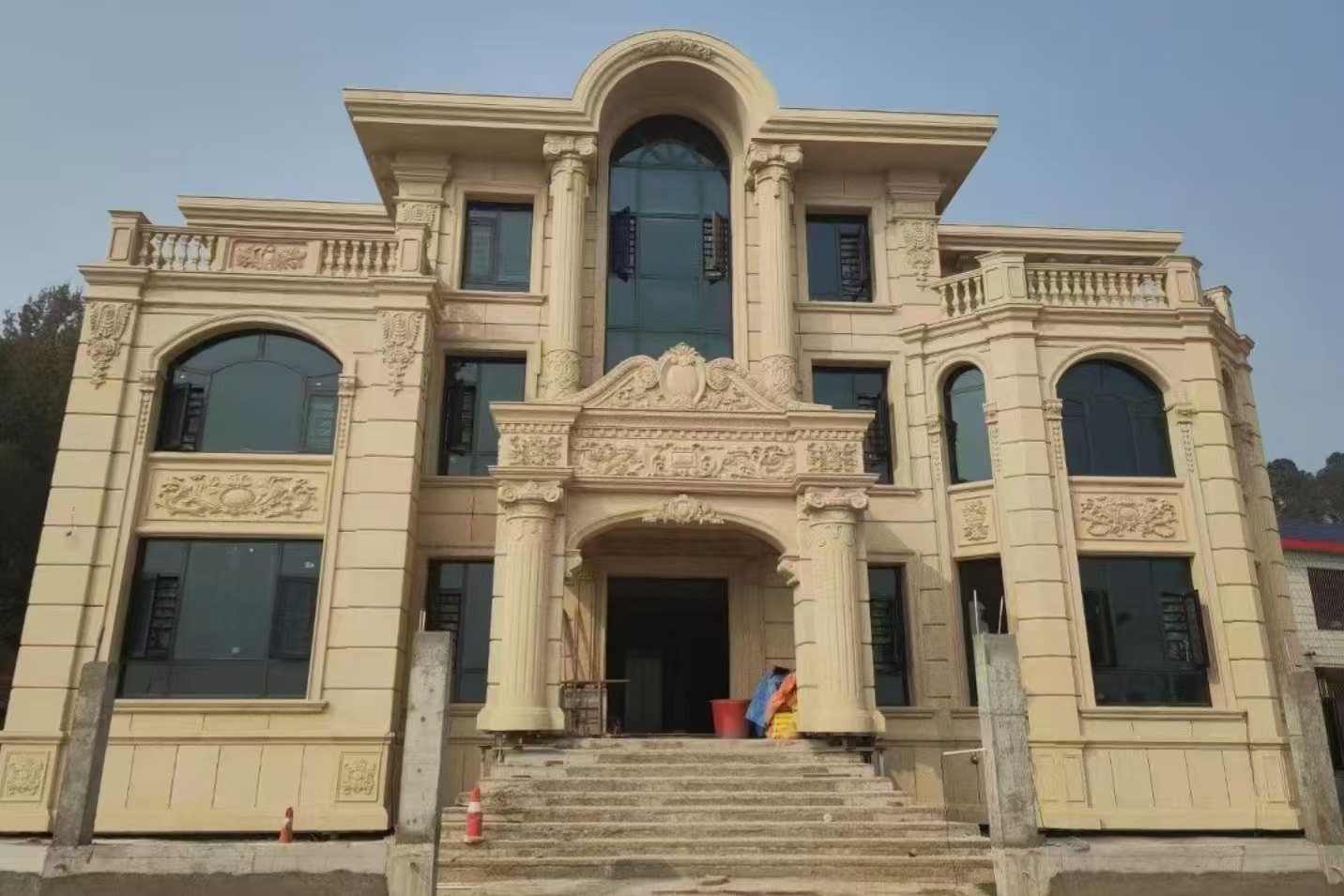 东营 黄金麻花岗岩别墅外墙干挂