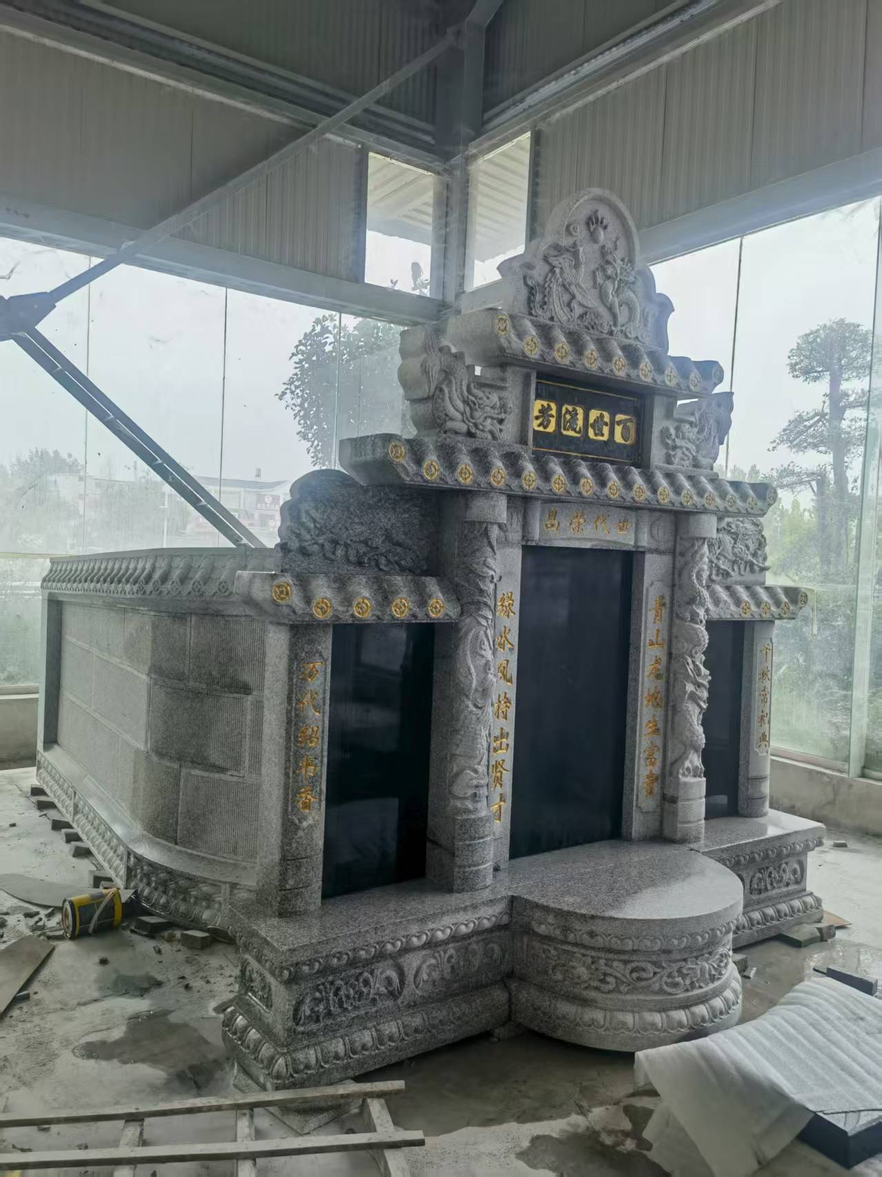 东营 芝麻白墓碑效果展示图